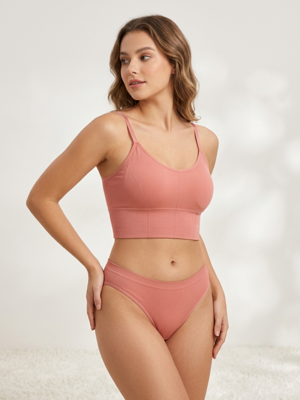Two-Piece Seamless Soft Rose Lingerie Set – Spaghetti Strap Bralette & Matching Briefs